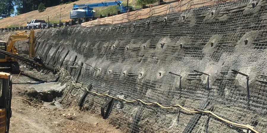 Análisis de Licuefacción de Suelos en Alicante: Evaluación Sísmica en Terrenos Costeros